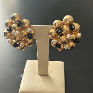 Vintage fashion clip on earrings